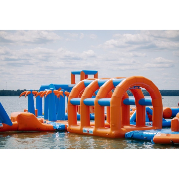 Parco acquatico gonfiabile Lambda (47 x 17 m)