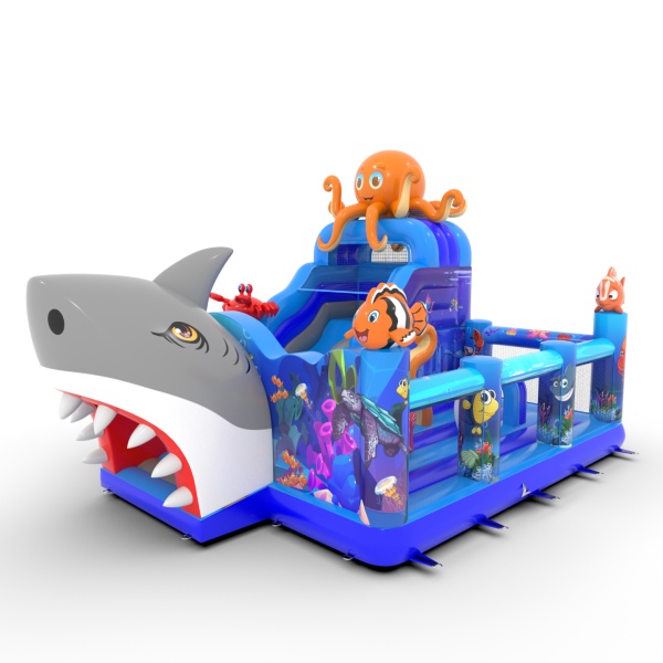 Gonfiabile parco giochi a tema marino