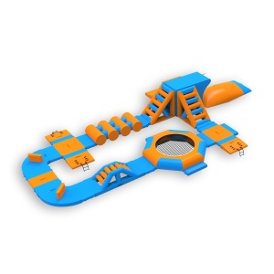 Parco acquatico gonfiabile...